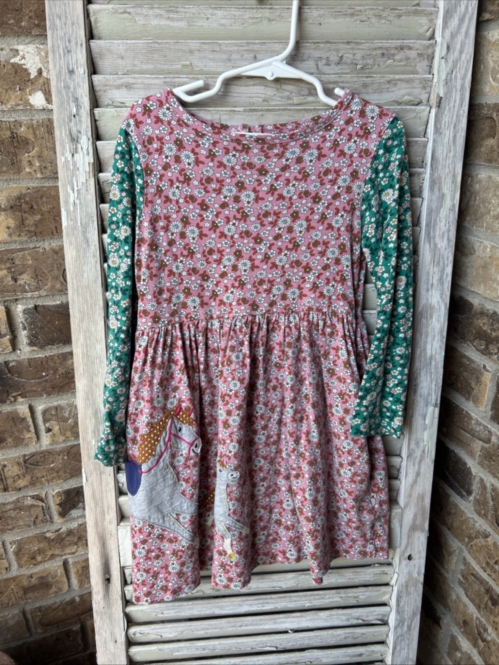 Mini Boden Kids' Floral Horse Appliqué Dress Size 5-6. Good used condition.